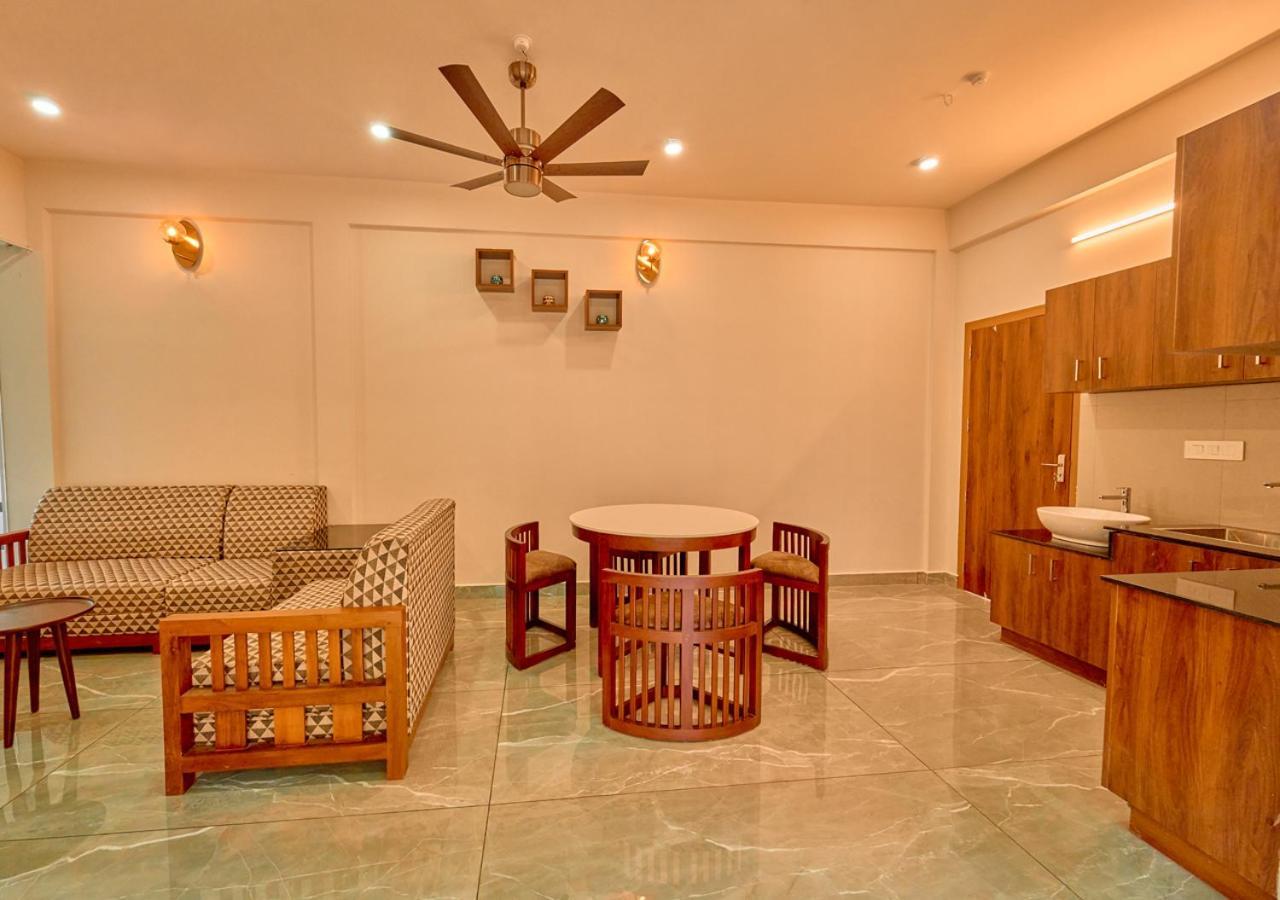 Glen Castle Vagamon Pool Resort By Voye Homes Екстериор снимка