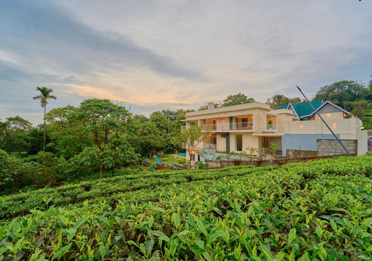 Glen Castle Vagamon Pool Resort By Voye Homes Екстериор снимка