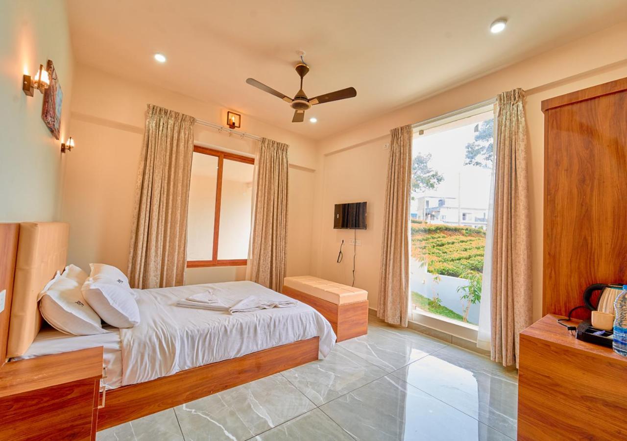 Glen Castle Vagamon Pool Resort By Voye Homes Екстериор снимка