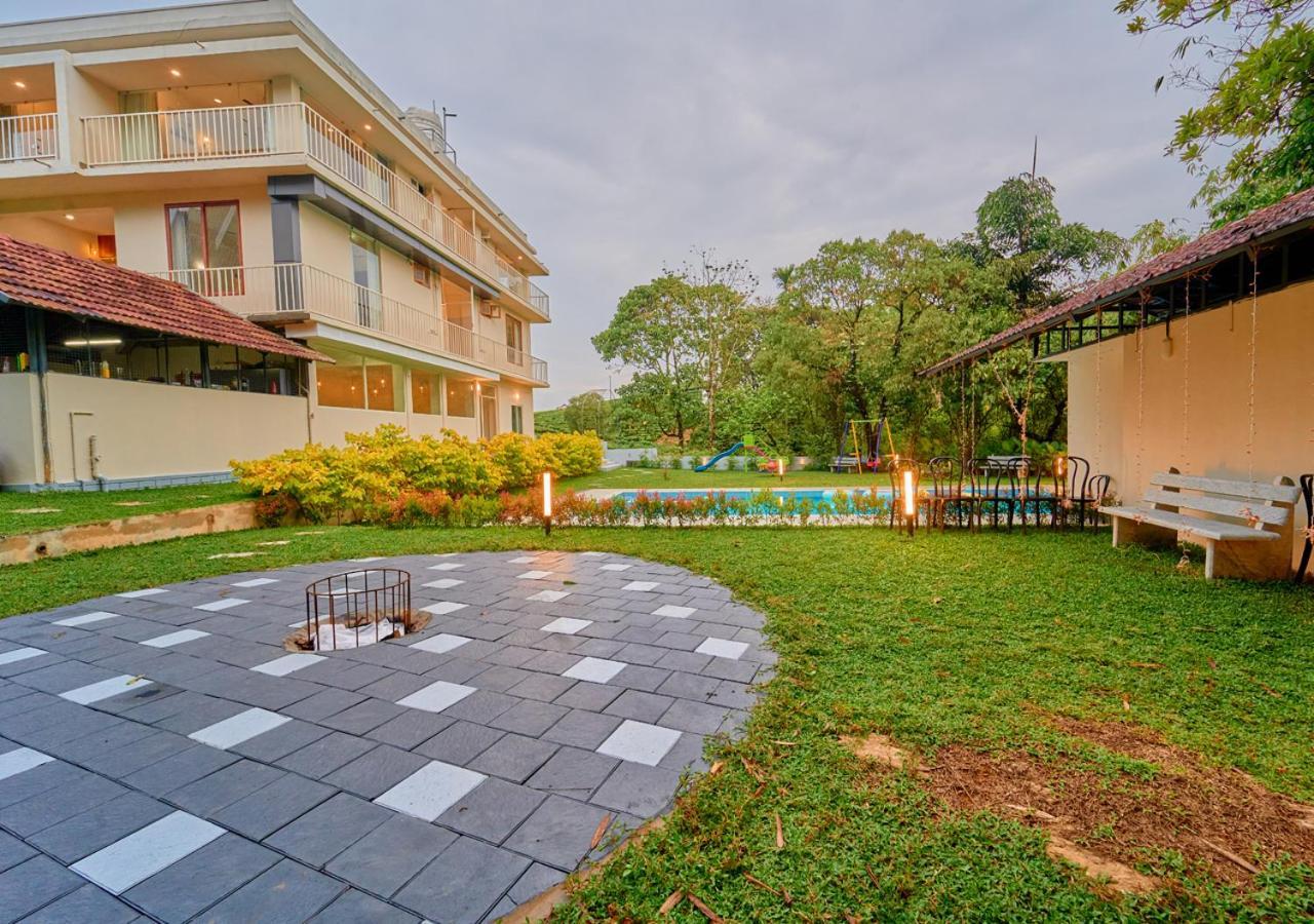Glen Castle Vagamon Pool Resort By Voye Homes Екстериор снимка
